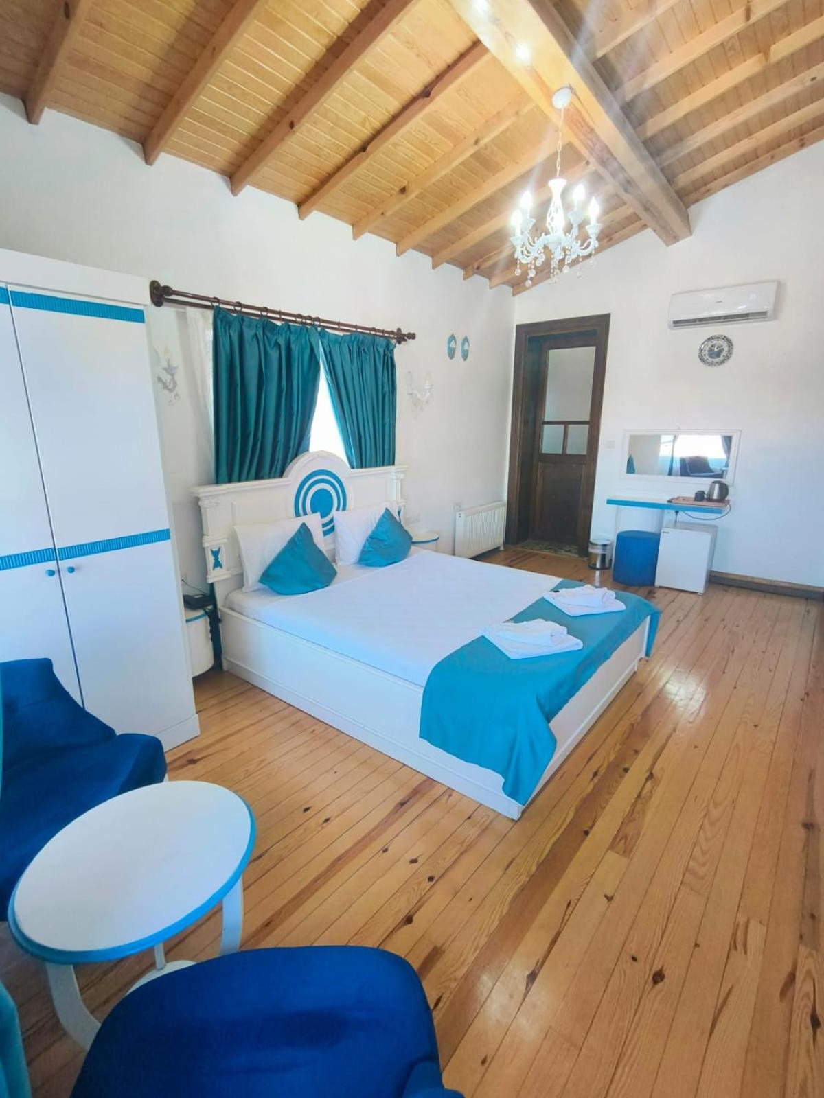 Mavi Palas Hotel อดาลาร์ ภายนอก รูปภาพ